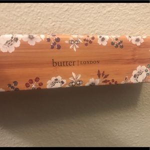 ✨Butter London Eyeshadow Palette✨